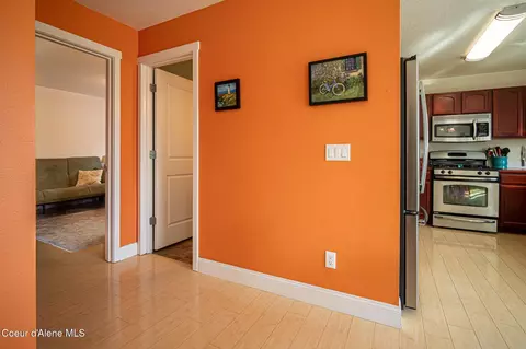 Entry Way - 3664 E Arlington Ln, Post Falls, ID 83854 photo 1 of 3