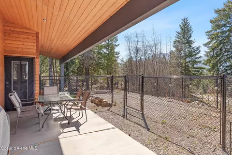 Exterior - 8655 E Challenge Rd, Hayden, ID 83835 photo 7 of 9