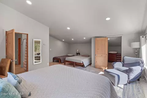 Bedroom - 8655 E Challenge Rd, Hayden, ID 83835 photo 6 of 6