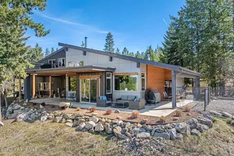 Exterior - 8655 E Challenge Rd, Hayden, ID 83835 photo 9 of 9