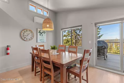 Dining - 8655 E Challenge Rd, Hayden, ID 83835 photo 2 of 2