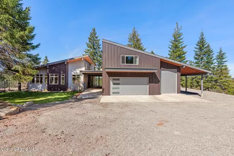 Exterior - 8655 E Challenge Rd, Hayden, ID 83835 photo 1 of 9