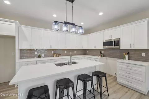Kitchen - 414 2nd St, Kellogg, ID 83837 photo 1 of 3
