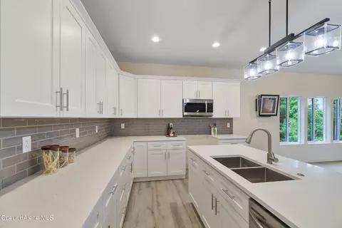 Kitchen - 414 2nd St, Kellogg, ID 83837 photo 3 of 3