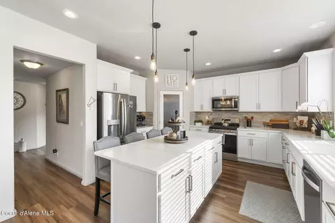 Kitchen - 984 E Allenby Ave, Post Falls, ID 83854 photo 1 of 5