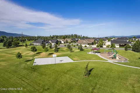 View/Area - 984 E Allenby Ave, Post Falls, ID 83854 photo 5 of 6