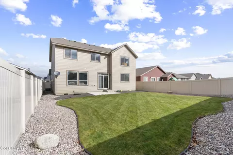 Exterior - 984 E Allenby Ave, Post Falls, ID 83854 photo 6 of 8