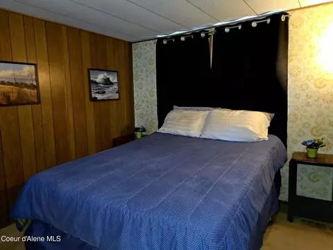 Bedroom - 79 Outrigger Dr, Sagle, ID 83860 photo 1 of 2