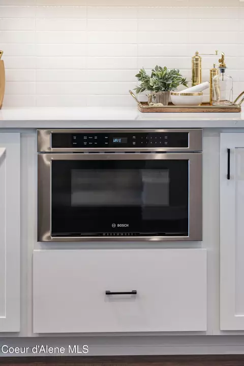 Kitchen - 1008 E 4th Ave, Post Falls, ID 83854 photo 4 of 5