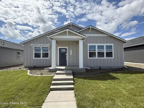 5332 E Aquila Ave, Post Falls, ID 83854