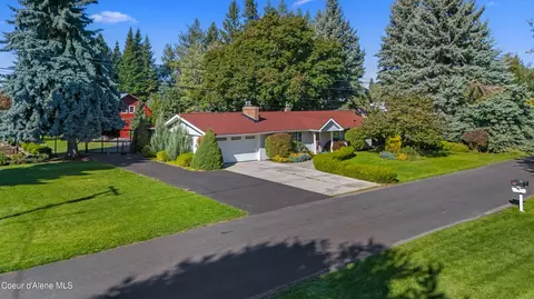 7535 N Mt Carrol St, Dalton Gardens, ID 83815
