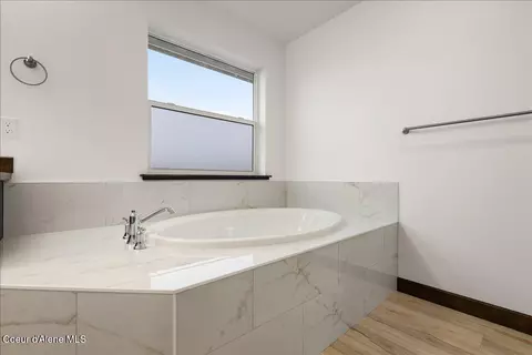 Bath - 2865 E Cinder Ave, Post Falls, ID 83854 photo 2 of 2