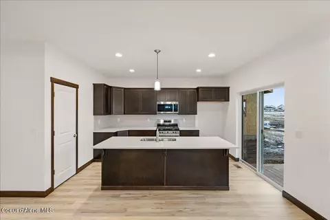 Kitchen - 2865 E Cinder Ave, Post Falls, ID 83854 photo 1 of 3
