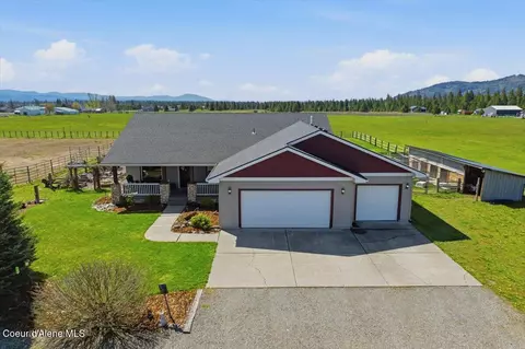 222 E Remington Rd, Athol, ID 83801
