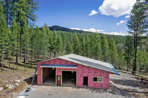 85 Cutlass Dr, Sagle, ID 83860