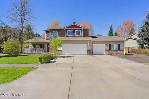 3733 N Purcell Pl, Coeur D'alene, ID 83815