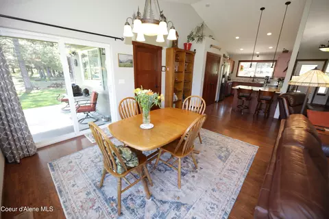 Dining - 4525 E Rosemont Dr, Athol, ID 83801 photo 1 of 2
