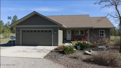 4525 E Rosemont Dr, Athol, ID 83801