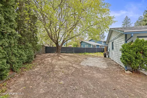 Exterior - 1500 E Brook Dr, Post Falls, ID 83854 photo 4 of 8