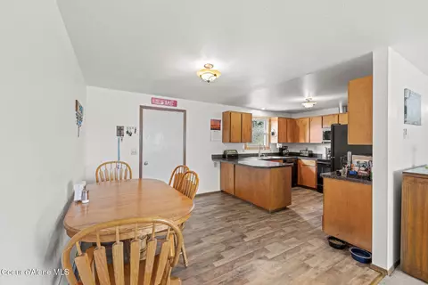 Dining - 1500 E Brook Dr, Post Falls, ID 83854 photo 1 of 2