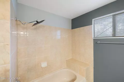 4023 E 12th Ave, Spokane, WA 99202 photo 16
