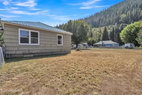 Exterior - 313 E Larch Ave, Osburn, ID 83849 photo 5 of 8