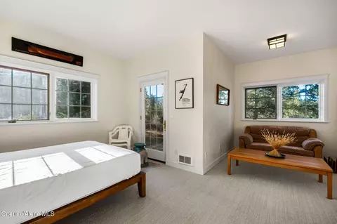 Bedroom - 1175 Eureka Rd, Sagle, ID 83860 photo 3 of 8