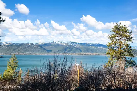 View/Area - 1175 Eureka Rd, Sagle, ID 83860 photo 3 of 7