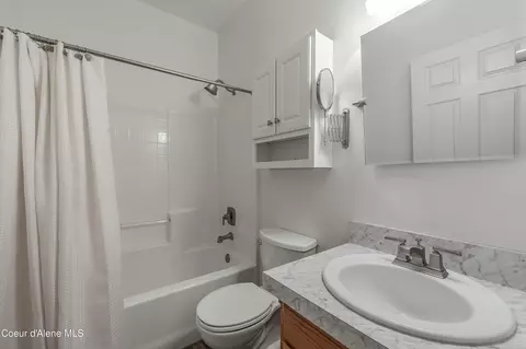 Bath - 503 E Whitewater Ln, Post Falls, ID 83854 photo 2 of 2