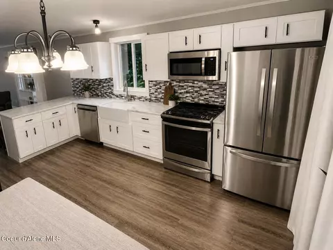 8497 N Angelica Ln #60, Post Falls, ID 83854