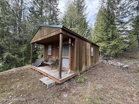1094 Spirit Wolf Trl, Sandpoint, ID 83864