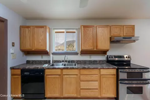 Kitchen - 316 W 6th Ave, Clark Fork, ID 83811 photo 2 of 3