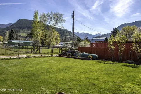 Exterior - 316 W 6th Ave, Clark Fork, ID 83811 photo 7 of 11