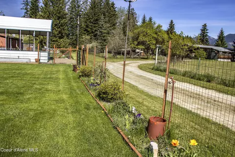 Exterior - 316 W 6th Ave, Clark Fork, ID 83811 photo 6 of 11