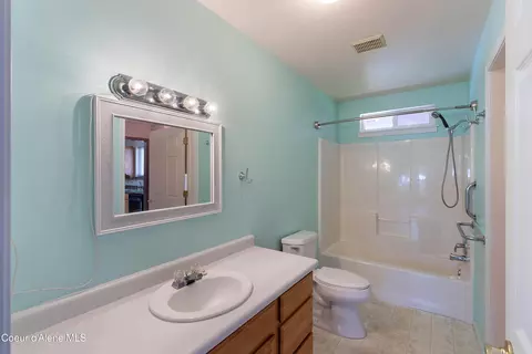 Bath - 316 W 6th Ave, Clark Fork, ID 83811 photo 1 of 3