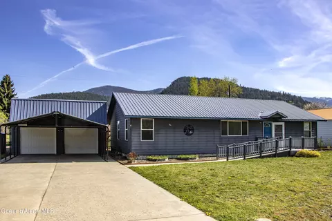 Exterior - 316 W 6th Ave, Clark Fork, ID 83811 photo 10 of 11