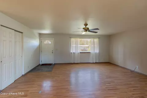 Living - 316 W 6th Ave, Clark Fork, ID 83811 photo 4 of 6