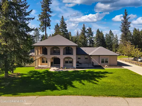 4231 E Burchell Dr, Hayden, ID 83835
