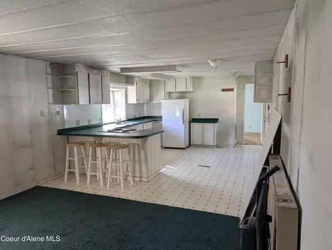 Kitchen - 204 Mine Ave, Wallace, ID 83873 photo 1 of 2