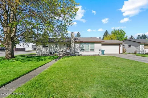 3003 N 5th St, Coeur D'alene, ID 83815