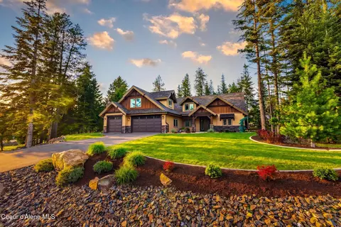 11514 N Blue Jay Loop, Hayden, ID 83835