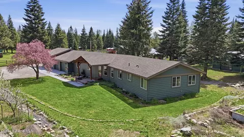 21381 N Thatcher Ct, Rathdrum, ID 83858