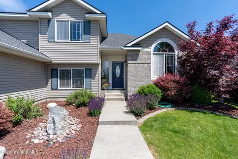 Exterior - 315 E Titanium Ct, Post Falls, ID 83854 photo 2 of 11