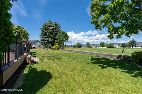 Exterior - 315 E Titanium Ct, Post Falls, ID 83854 photo 5 of 11