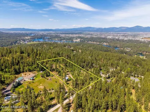 821 S Star Garnet Rd, Coeur D'alene, ID 83814
