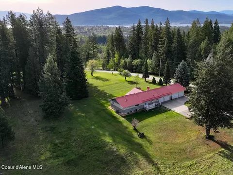 682 Pinecrest Loop, Sandpoint, ID 83864 photo 2