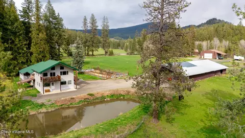 6420 Hells Gulch Rd, Saint Maries, ID 83861
