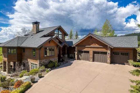 16845 S Spinel Ct, Coeur D'alene, ID 83814