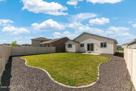 Exterior - 1526 N Minam Loop, Post Falls, ID 83854 photo 3 of 5