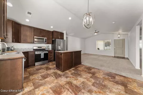 Entry Way - 1526 N Minam Loop, Post Falls, ID 83854 photo 1 of 1